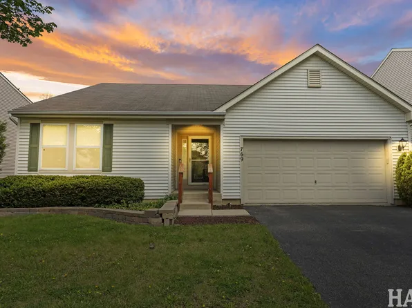 769 Beethoven St, Volo, IL 60073