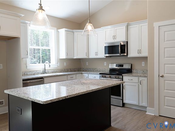 5th image of 5672 Darlington Heights Rd