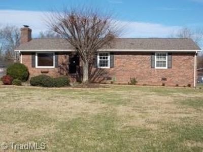 419 E McPherson Dr, Mebane, NC, 27302