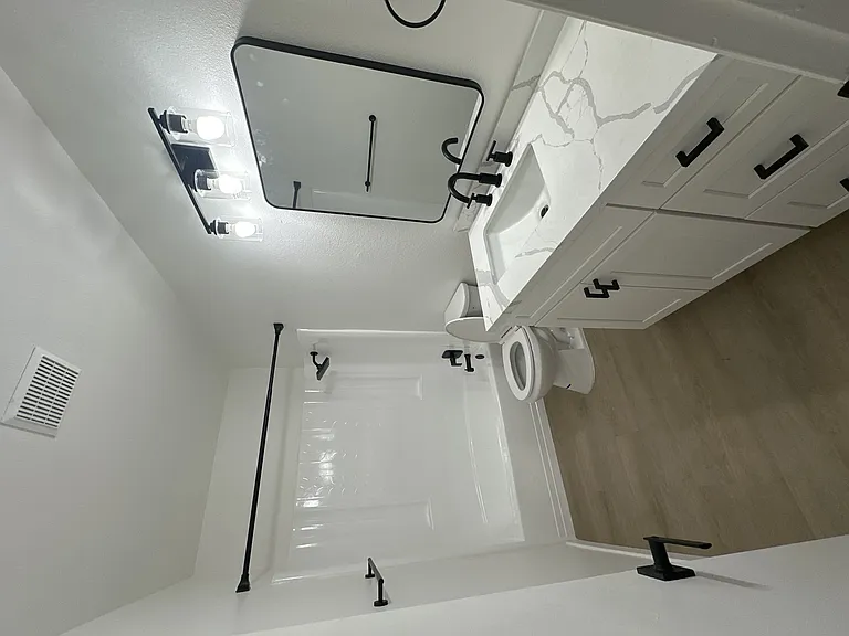Serra Grove Apartments — Photo 6