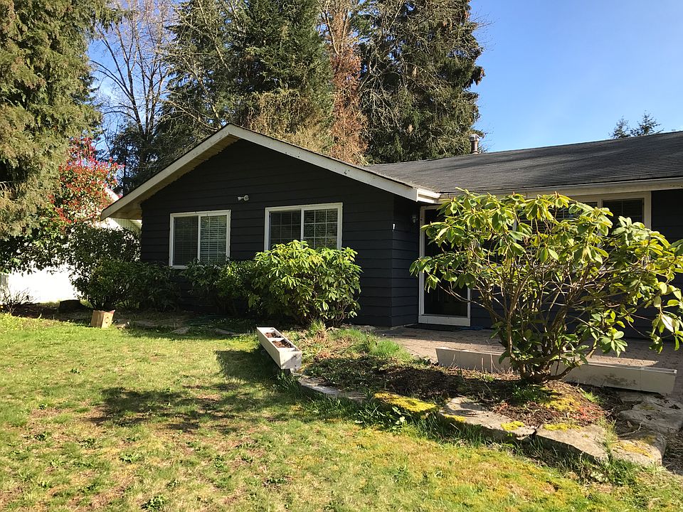 1st image of 16715 NE 9th St