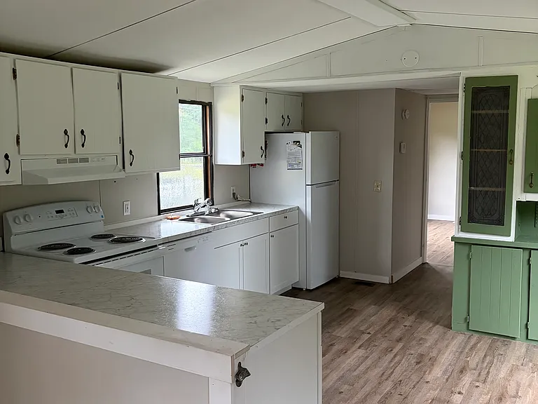 2169 Lee Road 27 #1 — Photo 5