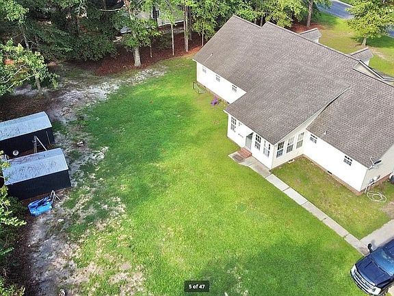 4th image of 10 Hummingbird Rd