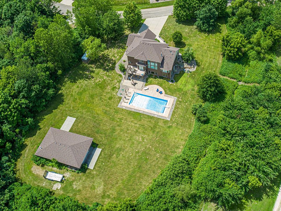 1st image of 11205 Circle Lake Ln