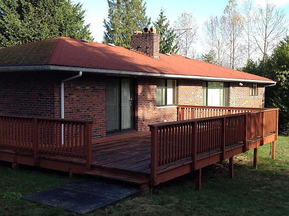 2nd image of 4806 72nd St E