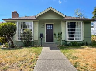 7907 32nd Ave SW, Seattle, WA 98126