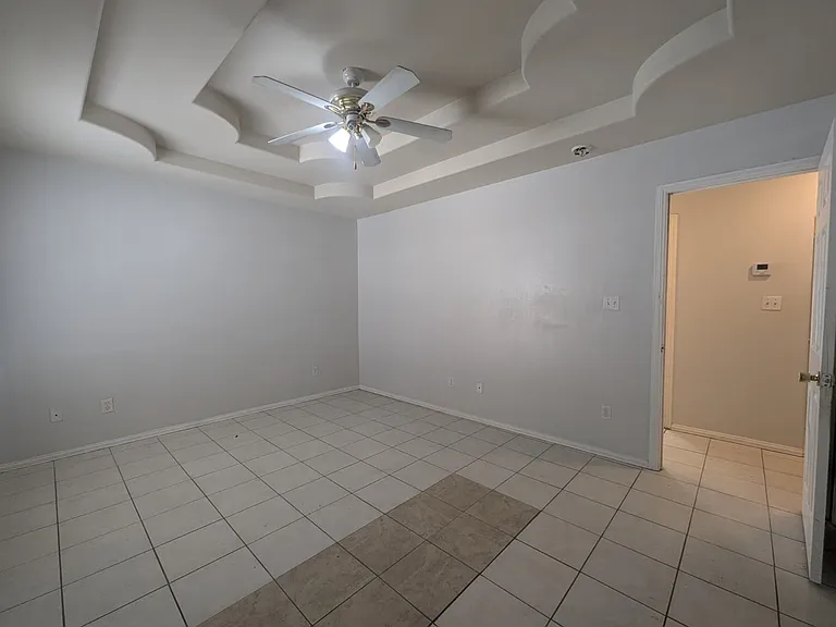 1614 Phoenix St #3 — Photo 14