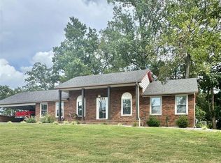 402 Wildflower Dr, Campbellsville, KY 42718
