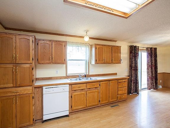 5th image of 8049 NE 94th Ave