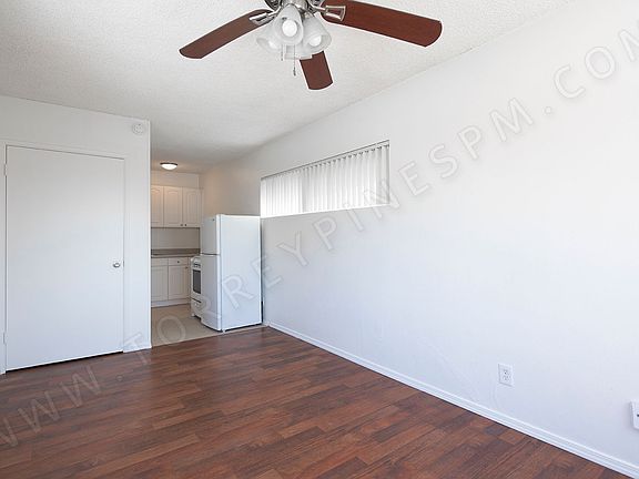 3rd image of 831 Opal St #B