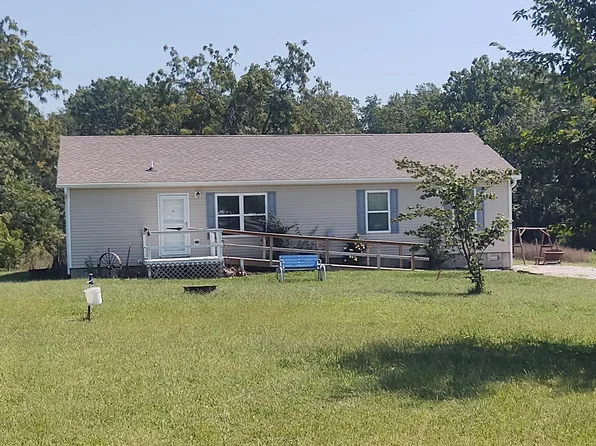 28656 Walton Ave, Salisbury, MO 65281
