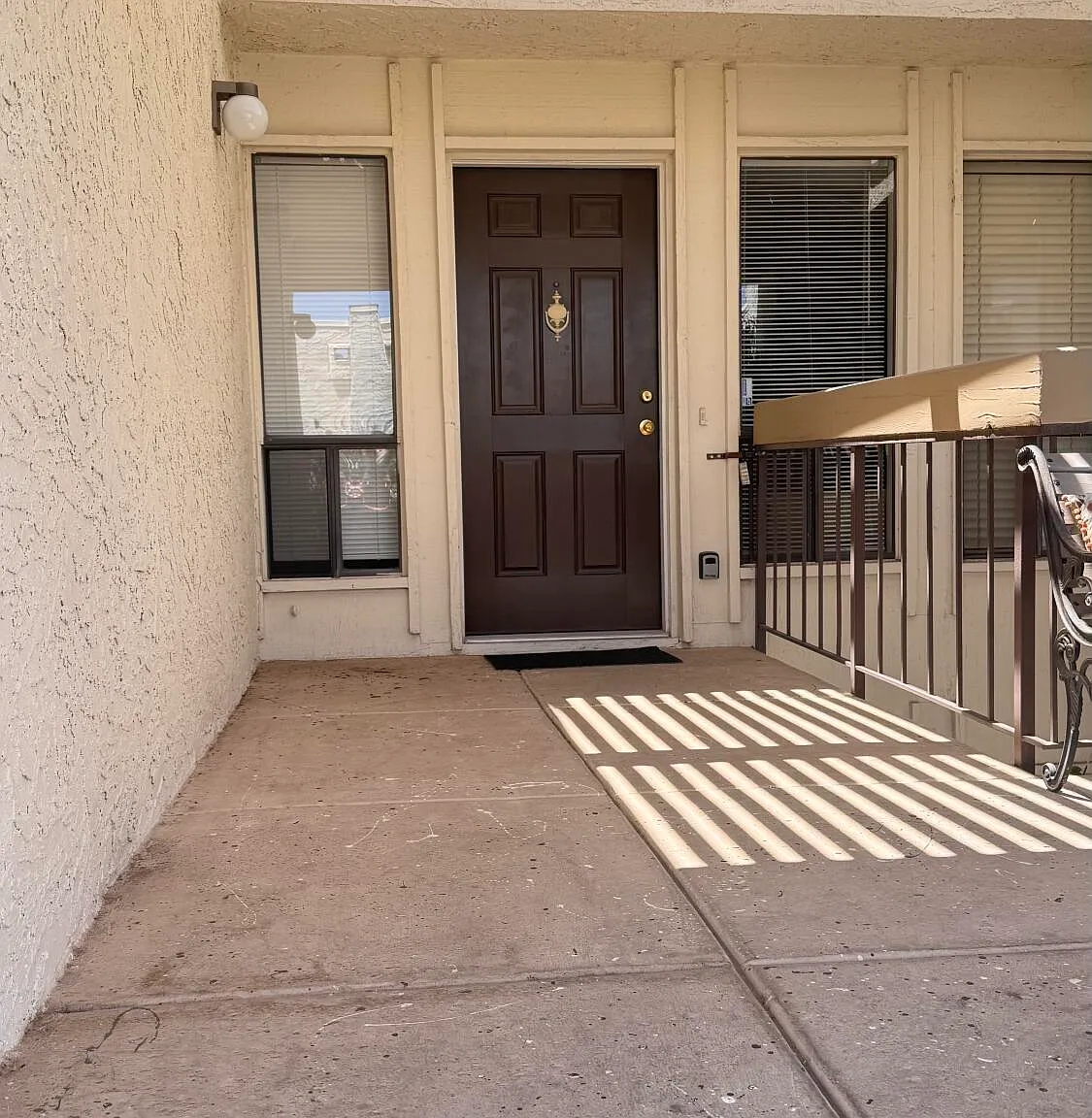 2 bed, 1.5 bath, 851 sqft, $1,599 — Photo 4