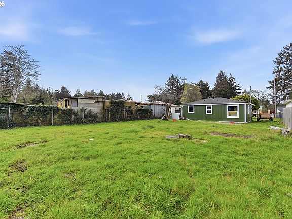 3rd image of 64227 Braley Rd