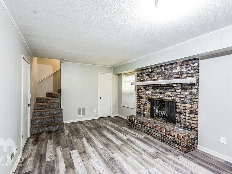 808 Cochise Trl — Photo 6