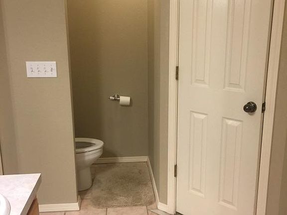 Master bath with 2 walk in's