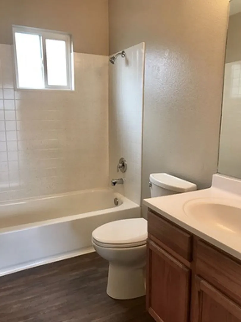 Stonecreek Apartments — Photo 2