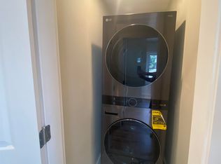 275 Avenue B FLOOR 2, Bayonne, NJ 07002