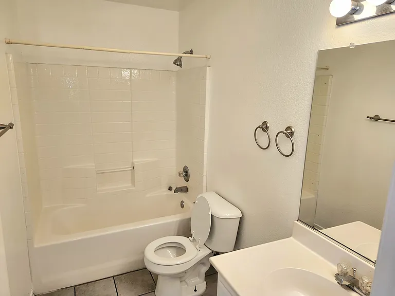 13898 Clydesdale Run Ln — Photo 31