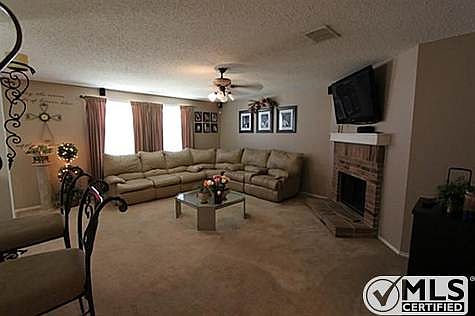 5th image of 3601 Salon Ct