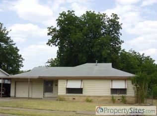 3544 Parker Rd W, Haltom City, TX 76117