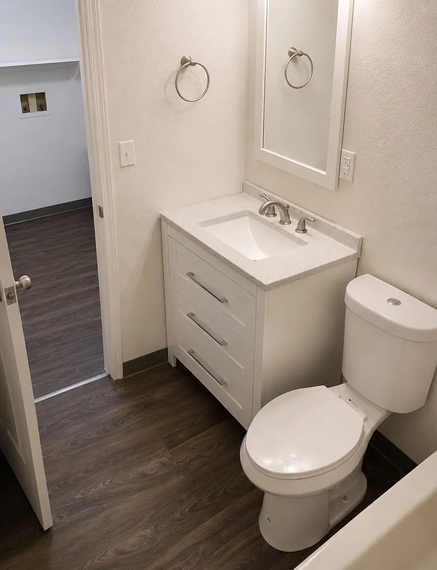 2 bed, 800 sqft, $1,700 — Photo 4