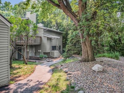 5516 E Bavarian Pass, Minneapolis, MN, 55432