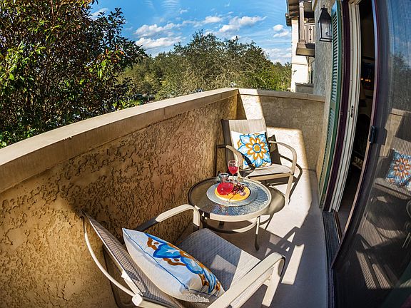3rd image of 965 Registry Blvd #204-1