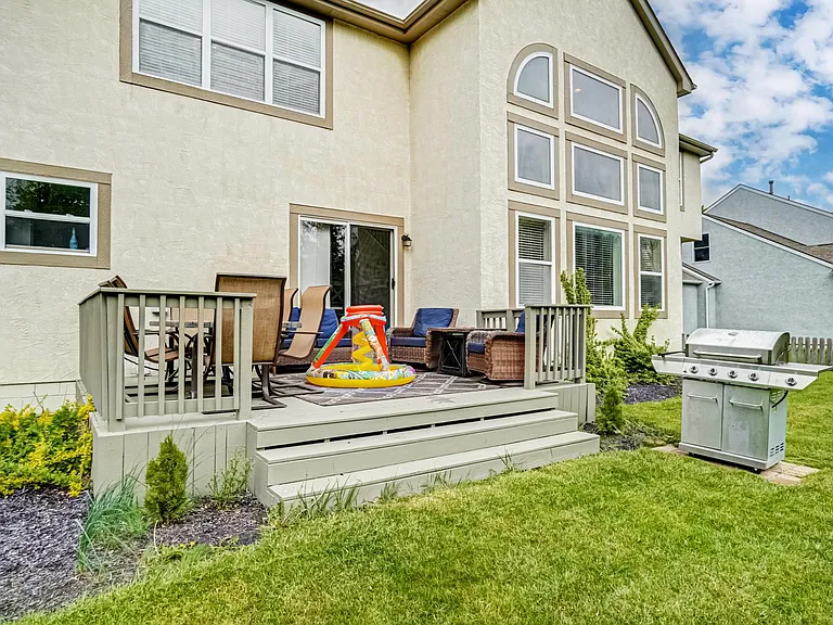 3234 Walkerview Dr — Photo 49
