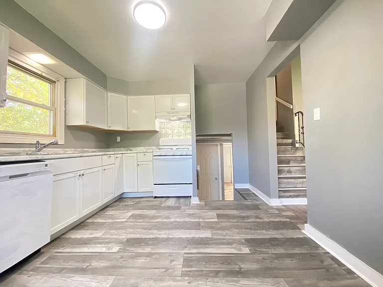 5559 Aspen Ave — Photo 6