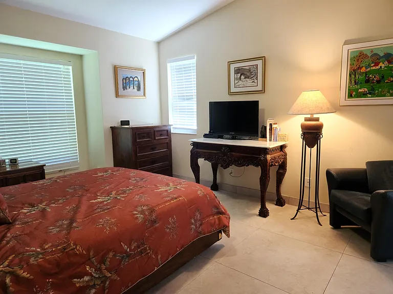 6953 Lone Oak Blvd — Photo 11
