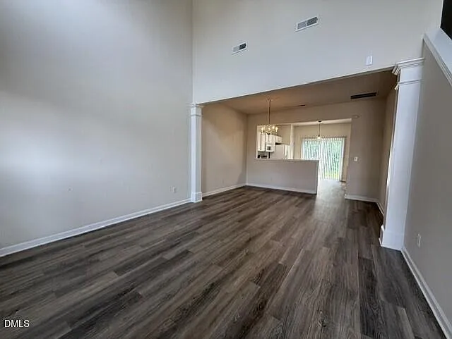 3 bed, 2.5 bath, 1632 sqft, $2,150 — Photo 2