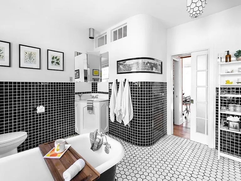 209 Carroll St SE #B — Photo 15