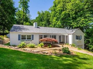 3562 Forest Rd, Bethel Park, PA 15102