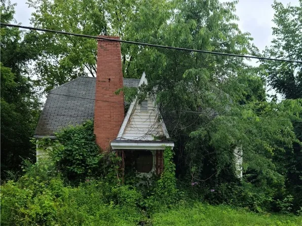 147 College St, Scio, OH 43988