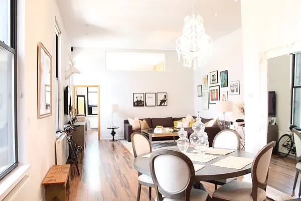 Rented by Level Group | media 12