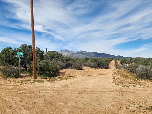 4th image of 10116 E Hidden Valley Rd