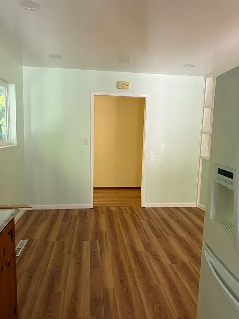 3 bed, 1260 sqft, $6,800 — Photo 2