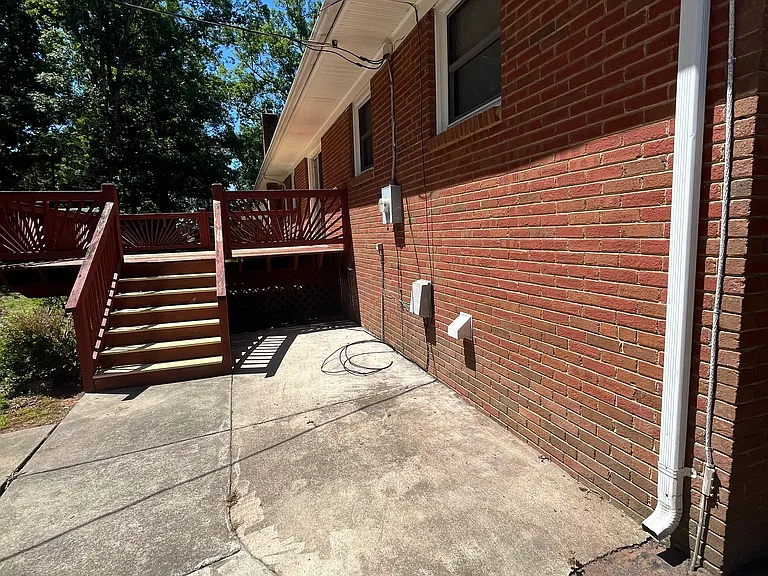 Hillcrest Church Rd — Photo 2