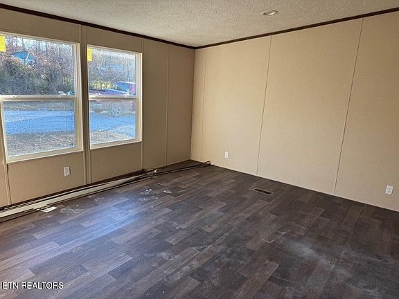 4th image of 506 Billy Neal Ln