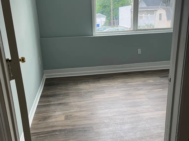 582 S Main St #2 — Photo 10