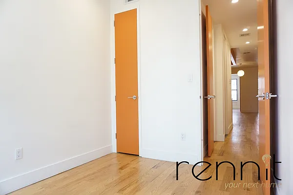 Rented by Rennit Inc. | media 10