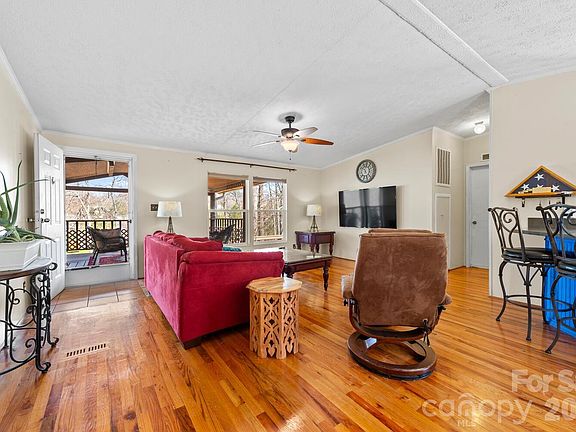 3rd image of 18 Henry White Ln #5
