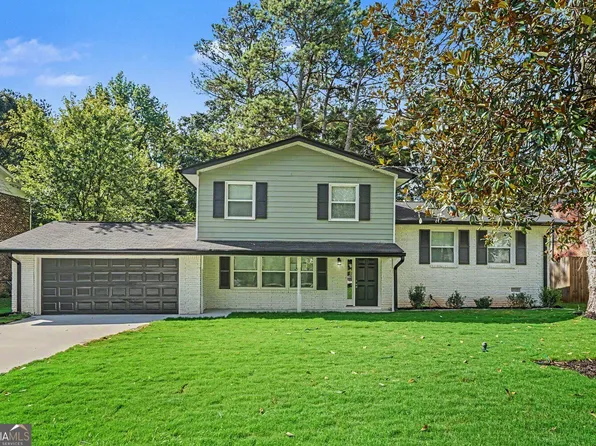 4177 Carrollwood Dr, Stone Mountain, GA 30083