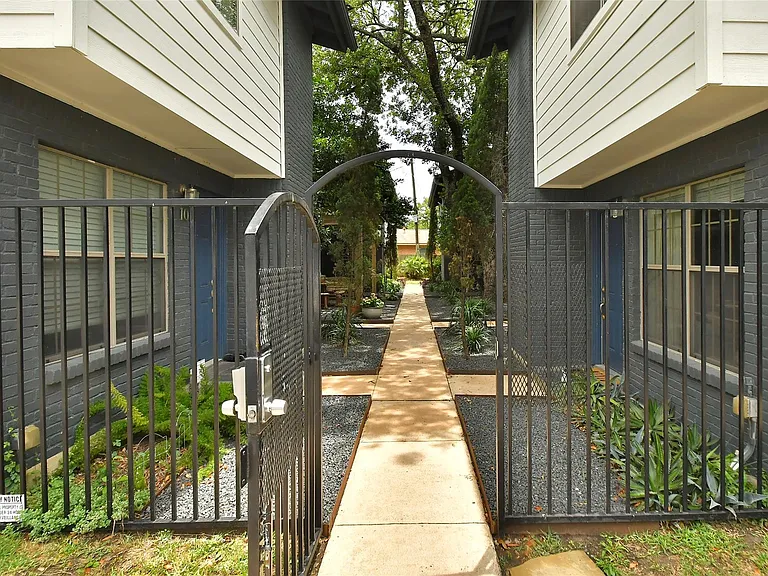 2101 Polaris Ave #9 — Photo 6