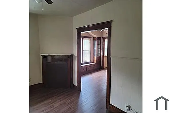 436 Eddy Rd photo 1