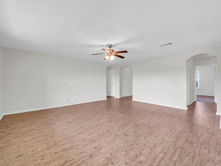 4924 Kensington Ln — Photo 7
