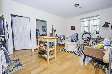 Rented by Level Group