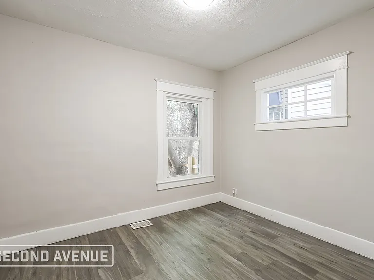 1847 W Kentucky St — Photo 14