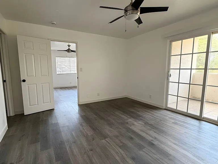 753 Cerritos Ave #1 — Photo 4