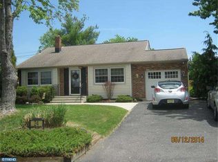 24 Sherwood Dr, Turnersville, NJ 08012